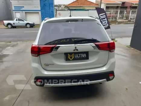 OUTLANDER 2.0 16V 160cv Aut.