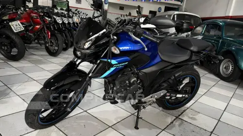 Yamaha FZ25 ABS