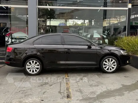 JETTA Highline 2.0 TSI 16V 4p Tiptronic