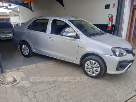 ETIOS 1.5 X Sedan 16V