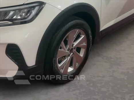 NIVUS 1.0 200 TSI TOTAL FLEX COMFORTLINE AUTOMÁTI
