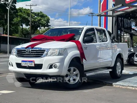 Toyota HILUX 2.7 SR 4X2 CD 16V FLEX 4P AUTOMÁTICO 4 portas