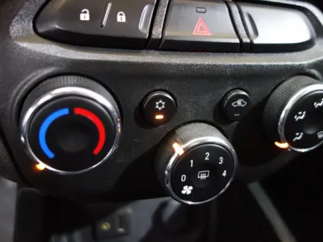 ONIX - 1.4 MPFI LT 8V 4P MANUAL