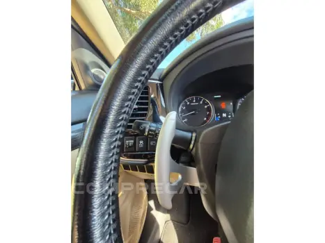 OUTLANDER 3.0 GT 4X4 V6 24V GASOLINA 4P AUTOMÁTICO