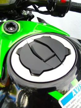 KAWASAKI Z650 ABS