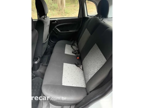 FIESTA 1.6 MPI Class Hatch 8V