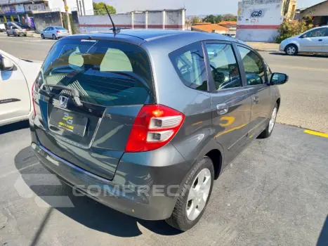 Fit LX 1.4/ 1.4 Flex 8V/16V 5p Mec.
