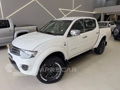 Mitsubishi L200 Triton HPE 3.2 4 portas