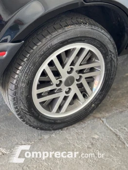 Escort Guarujá 1.8 4p
