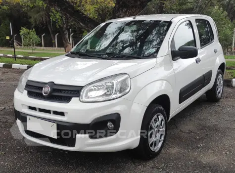 Fiat UNO 1.0 Vivace 8V 4 portas