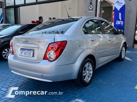SONIC 1.6 LT SEDAN 16V FLEX 4P AUTOMÁTICO