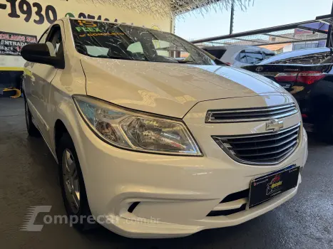 CHEVROLET ONIX 1.0 LT 4 portas