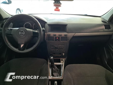 VECTRA 2.0 MPFI GT HATCH 8V FLEX 4P MANUAL