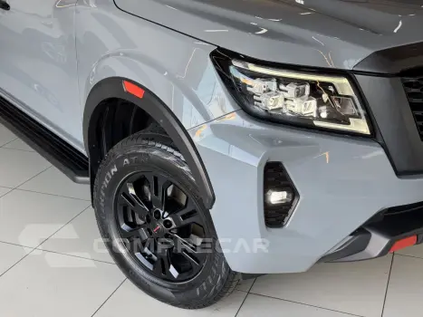 Frontier 2.3 16V PRO4X CABINE DUPLA 4X4 BI-TURBO DIESEL AUTO