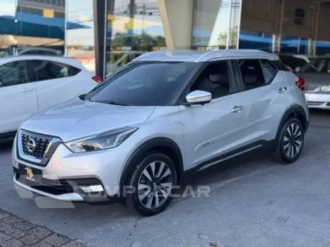 NISSAN KICKS SL 1.6 16V FlexStar 5p Aut. 4 portas