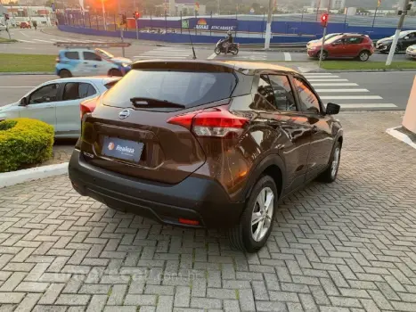 KICKS Active S 1.6 16V Flex Aut.