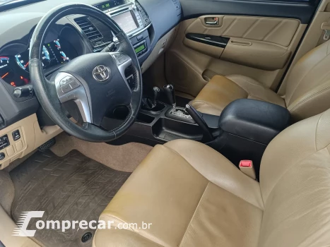 HILUX SW4