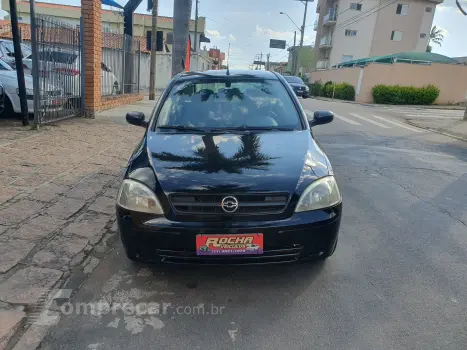 CORSA 1.0 MPFI Maxx Sedan 8V