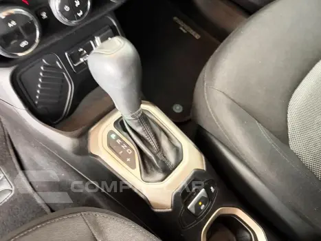RENEGADE 1.8 16V FLEX LONGITUDE 4P AUTOMÁTICO
