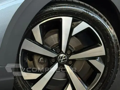 NIVUS - 1.0 200 TSI TOTAL HIGHLINE AUTOMÁTICO