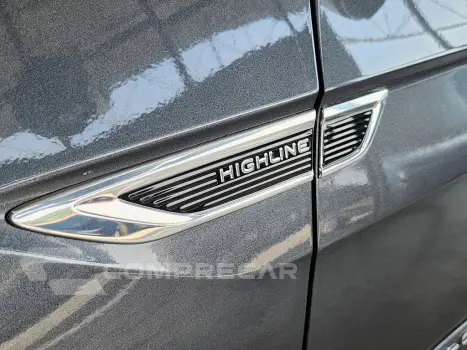 T-CROSS 1.4 250 TSI TOTAL FLEX HIGHLINE AUTOMÁTICO