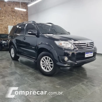 Toyota HILUX 2.7 SR 4X2 CD 16V 4 portas