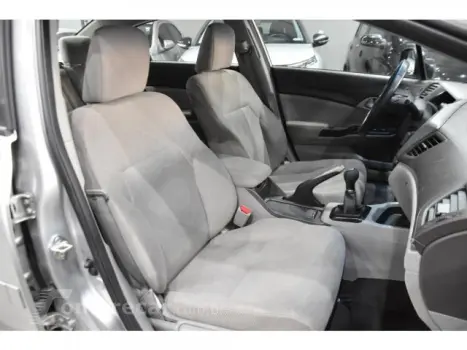 CIVIC - 1.8 LXS 16V 4P MANUAL