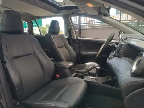 Toyota RAV4 2.5 16v 4x4