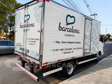 Delivery 10.160 + Baú Refrigerado