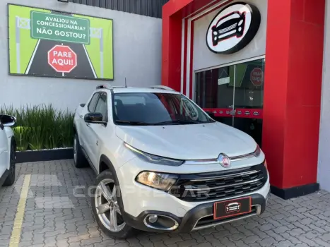 Fiat TORO 2.0 16V TURBO DIESEL VOLCANO 4WD AT9 4 portas