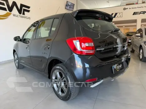 RENAULT SANDERO 1.6 GT LINE