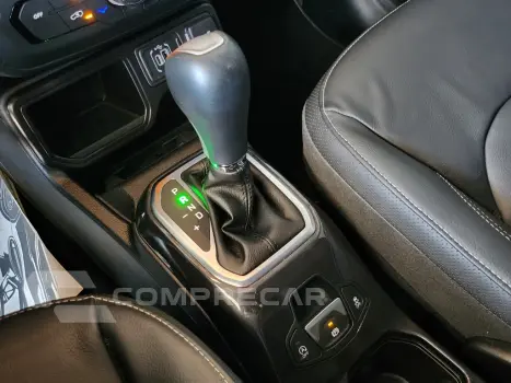 RENEGADE 1.3 T270 TURBO FLEX LONGITUDE AT6