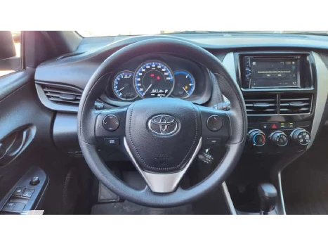 YARIS 1.3 16V FLEX XL LIVE MULTIDRIVE