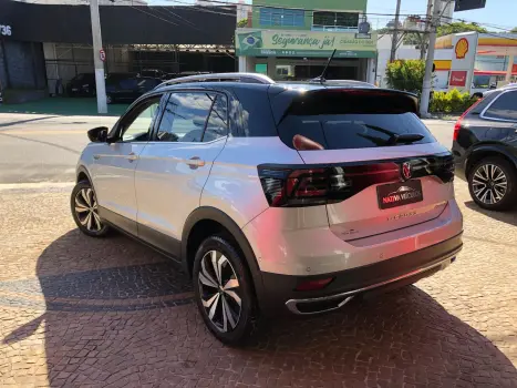 T-Cross 1.4 250 Tsi Total Flex Highline Automático