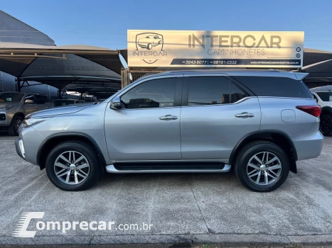 HILUX SW4 2.8 D-4d Turbo SRX 4X4