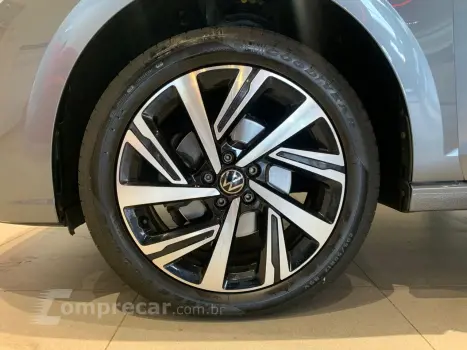 Virtus 1.0 4P 200 TSI FLEX HIGHLINE AUTOMÁTICO