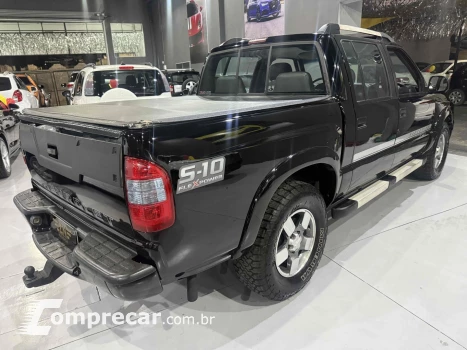 S10 2.4 MPFI EXECUTIVE 4X2 CD 8V FLEX 4P MANUAL