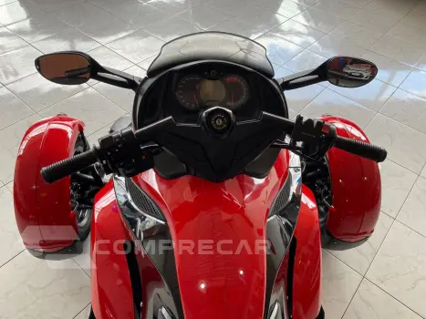 Triciclo Spyder 990 RS