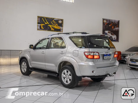 HILUX SW4 3.0 SRV 4X4 7 Lugares 16V Turbo Intercooler