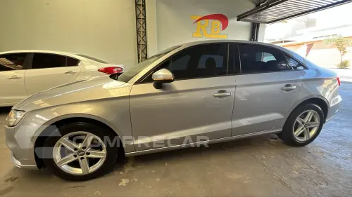 Audi A3 1.4 TFSI Sedan Ambiente 16V 4 portas