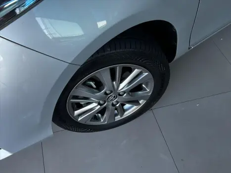 YARIS 1.5 16V FLEX SEDAN XL LIVE MULTIDRIVE