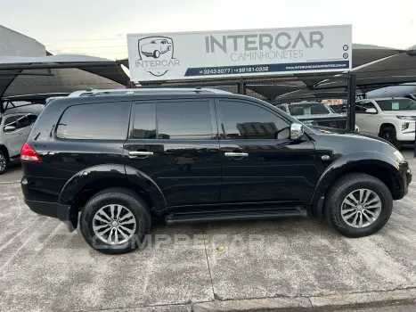 PAJERO DAKAR 3.2 HPE 4X4 7 Lugares 16V Turbo Intercooler