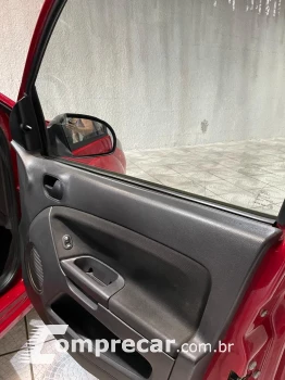FIESTA 1.6 MPI Class Hatch 8V