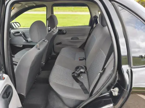 CLASSIC 1.0 MPFI LS 8V FLEX 4P MANUAL