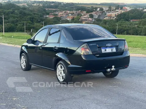 Fiesta Sedan 1.0 8V Flex 4p