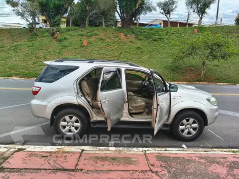 HILUX SW4 3.0 SRV 4X4 7 Lugares 16V Turbo Intercooler