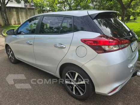 Toyota YARIS 1.5 16V XLS 4 portas