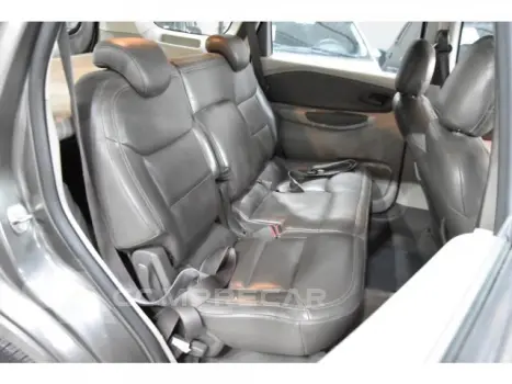 SPIN - 1.8 ADVANTAGE 8V 4P AUTOMÁTICO