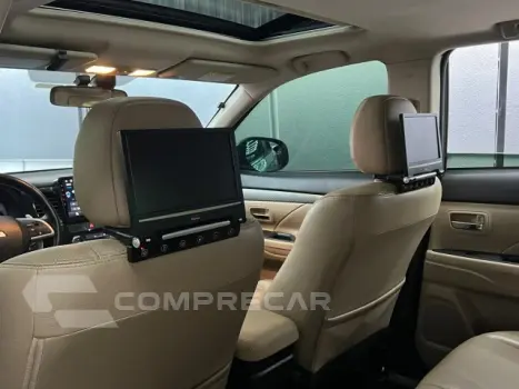 OUTLANDER - 3.0 GT 4X4 V6 24V 4P AUTOMÁTICO