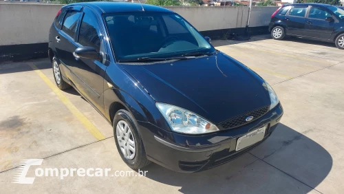 FORD FOCUS 1.6 GL 8V 4 portas